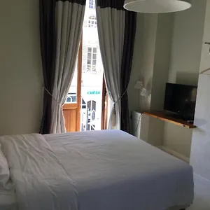 2* Panzió With A Vue